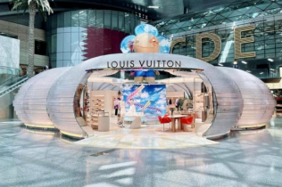 Louis Vuitton podiže luksuz na viši nivo svojim prvim salonom na aerodromu u Kataru