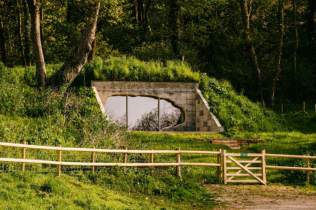 Bunker iz II svetskog rata transformisan u vikendicu