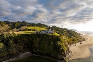 Bajkovito imanje na obali Oregona na aukciji