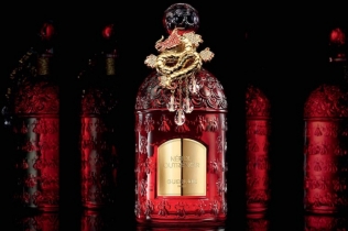 Guerlain Bee Bottle dobija specijalno ruho povodom Godine Zmaja