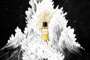 Letite ka nebu uz novi Chanel parfem Comete