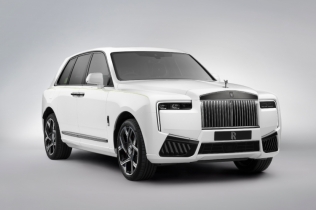 Rolls-Royce predstavlja Black Badge Cullinan Series II: Evoluirani alter ego