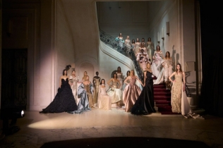 Elie Saab – „La Nouvelle Cour“ donosi kraljevski luksuz novom haute-couture kolekcijom