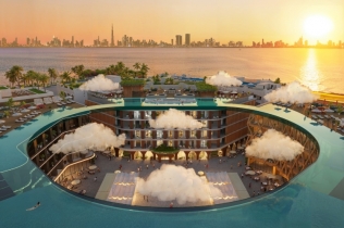 Hygge Hotel: Skandinavski luksuz na talasima Dubaija gde se udobnost grli sa morem i oblacima