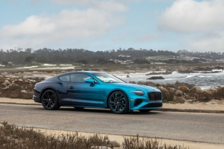 Bentley pretvara automobile u pokretna umetnička dela: Ombre by Mulliner