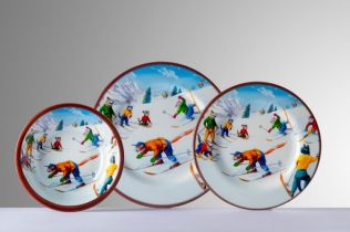 Mario Luca Giusti predstavlja prazničnu kolekciju za 2025: boja, nostalgija i elegantni akril