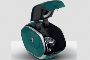 Audemars Piguet lansira pametnu kutiju koja automatski podešava i navija Royal Oak Perpetual Calendar