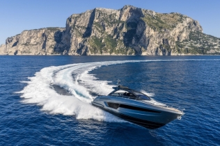 Riva 58’ Capri: opušteni luksuz na vodi