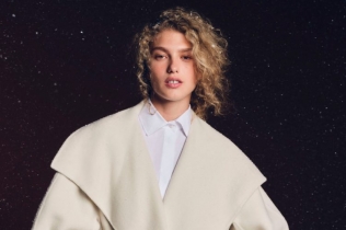 Max Mara Holiday 2025: kada kamel elegancija susreće filmski sneg