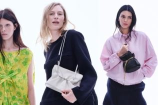 Kendal Džener u fokusu: Prada kampanja jesen/zima 2025 slavi pokret i eleganciju