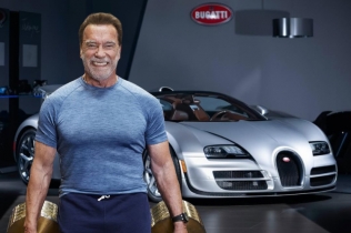 Terminatorov hiperautomobil na prodaju: Bugatti Veyron iz 2015. koji je pripadao Arnoldu Švarcenegeru ponovo juri tržištem