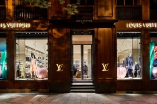 Da li je ovo najbaksuzniji Louis Vuitton butik na svetu?