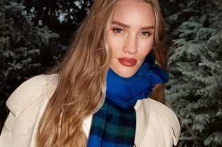 Burberry sezona glamura: trench kaputi i bezvremenska praznična elegancija