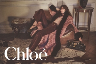 Chloé otkriva Winter 2025 kampanju: filmski omaž dekadenciji Francuske rivijere