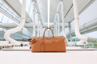 Prada redefiniše luksuz putovanja uz novi Duffel Bag