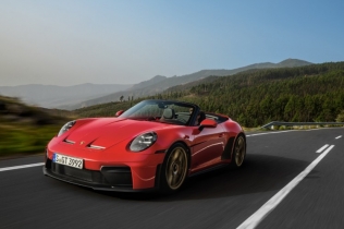 Zaboravite automatike: Porsche vraća emociju vožnje sa novim GT3 S/C