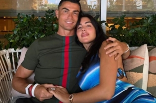 Kristijano Ronaldo se venčao bez pompe: Petoro dece, dva prstena i jedna fotografija