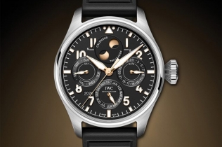 IWC slavi 140 godina Mercedes-Benz sa specijalnim Big Pilot satom: Sam podešava večiti kalendar i košta 47.200 dolara