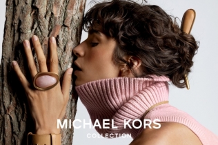 Michael Kors nas vodi u pustinjski glam za proleće 2026.