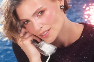 CHANEL je predstavio letnju kolekciju koja pretvara svetlost u najlepši beauty trend sezone