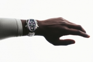 Ovaj sat se pretvara u robota: MB&F ponovo pomera granice luksuza