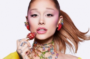 Arijana Grande pretvara Swarovski u najslađu modnu fantaziju leta