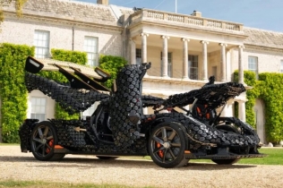 LEGO Technic i Koenigsegg oborili rekord na Gudvudu replikom modela Sadair’s Spear u prirodnoj veličini