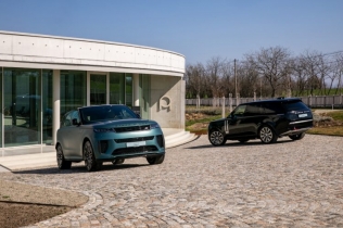 Range Rover u Ekata Estate: Moderni luksuz u srcu Šumadije