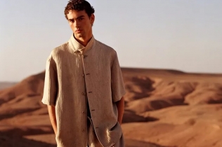 Emporio Armani SS26: pustinja, svetlost i moda koja diše slobodu