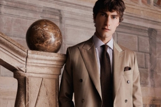 Brioni Iride 2026: odelo koje živi sa svetlošću