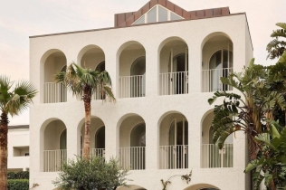Ramsgate House u Bondiju redefiniše mediteranski luksuz kroz savremenu interpretaciju klasične lođe