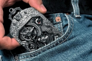 Urwerk UR-1001 Amadeus meri vreme narednih 1.000 godina – i košta 561.000 dolara