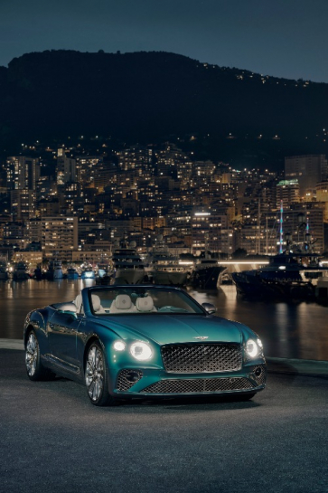 Bentley lansira Mulliner Riviera kolekciju sa nautičkom tematikom