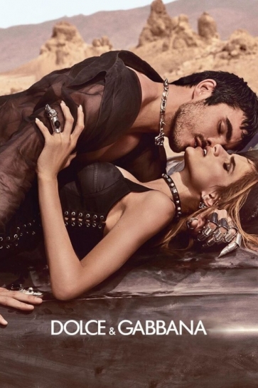 Kampanja za K by Dolce & Gabbana Eau de Parfum Intense očarava sa svojim prikazom
