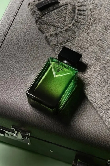 Tom Holand postaje lice Prada Beauty i parfema Paradigme – mirisa koji ruši pravila
