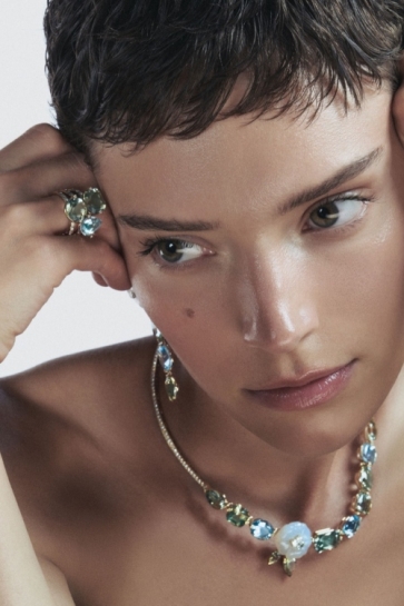 Giorgio Armani Fine Jewelry Blanche 2025: cveće pretvoreno u umetnost