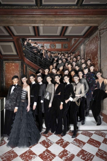 Giorgio Armani Privé predstavlja kolekciju visoke mode za jesen/zimu 2025–26: Noir Séduisant