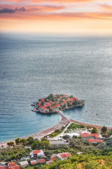 Sveti Stefan: Zabranjeni raj Jadrana – luksuzna legenda koja čeka buđenje