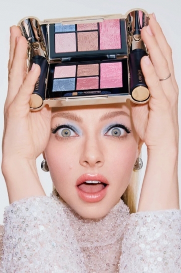 Amanda Sejfrid i Izabela Roselini blistaju u Lancôme glam kampanji povodom 90. rođendana