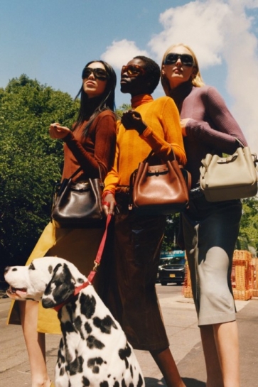 Tory Burch Fall 2026: Central Park dobio je najšarmantniju modnu šetnju