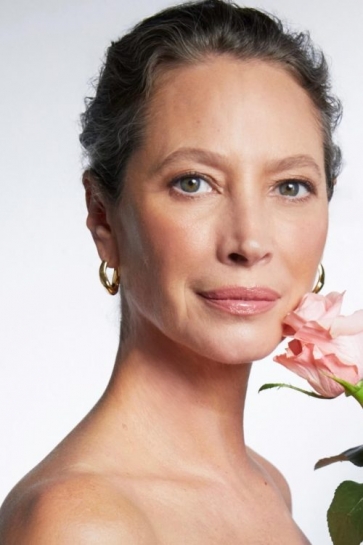 Kristi Tarlington zablistala kao novo zaštitno lice Lancôme