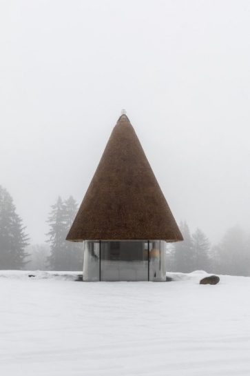 Under the Reed Roof Guesthouses: savremena reinterpretacija ukrajinske hata-mazanka arhitekture