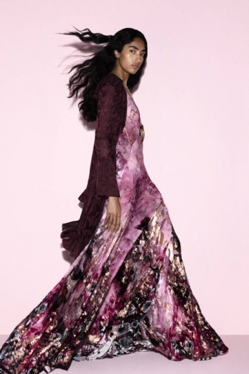Roberto Cavalli Resort 2027 slavi glamur, senzualnost i večito leto